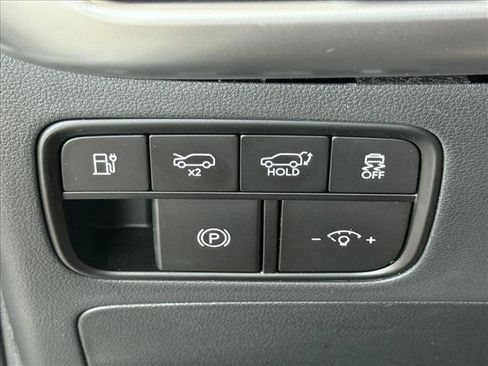 New 2026 Hyundai Ioniq 9 SEL image 13