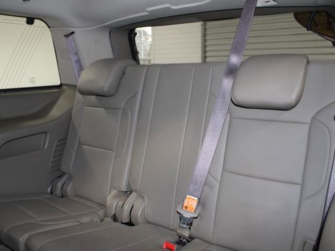 Used 2017 Chevrolet Tahoe Premier image 25