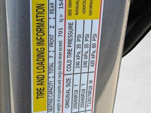 Used 2020 Buick Enclave Essence w/ Sound and Sites Package image 15