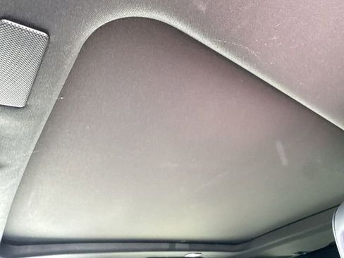 Certified 2025 Cadillac Escalade Premium Luxury image 21