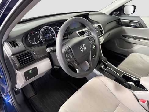 Used 2015 Honda Accord EX image 10