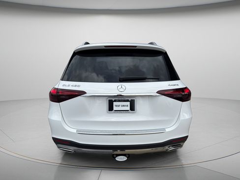 Certified 2026 Mercedes-Benz GLE 450 4MATIC image 4