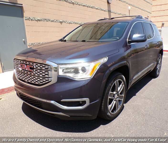 Used 2018 GMC Acadia Denali w/ Technology Package FWD image 3