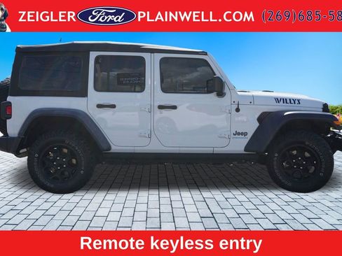 Used 2023 Jeep Wrangler Unlimited AWD/4WD image 6
