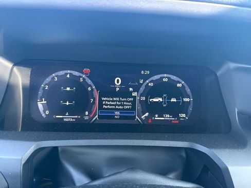 Used 2025 Toyota 4Runner Limited AWD/4WD image 15