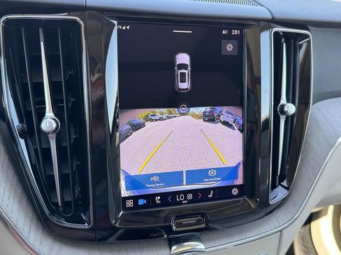 Certified 2023 Volvo XC60 T8 Plus w/ Climate Package AWD/4WD image 20