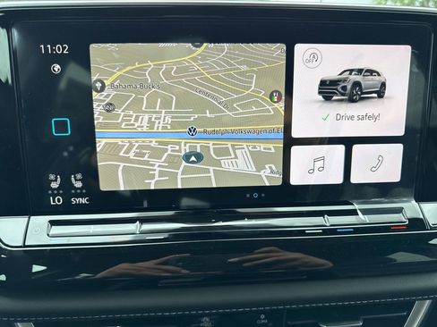 New 2026 Volkswagen Atlas Cross Sport SEL Premium R-Line image 28