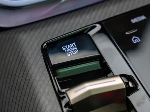 New 2025 BMW X3 xDrive30i w/ Premium Package image 24