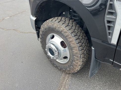 Used 2024 Ford F350 Lariat w/ Lariat Ultimate Package image 38