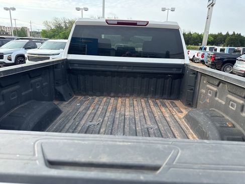 Used 2024 Chevrolet Silverado 2500 Custom w/ Custom Value Package AWD/4WD image 6