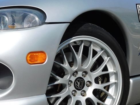 Used 1999 Dodge Viper GTS image 26