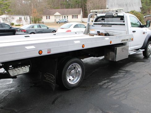 Used 2012 RAM 5500 SLT image 6