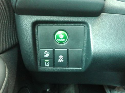 Used 2022 Honda HR-V EX image 34