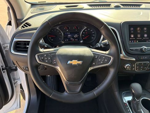 Used 2024 Chevrolet Equinox LT FWD image 28