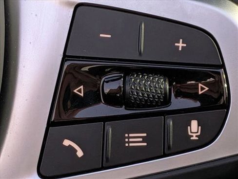 Used 2024 BMW M440i Convertible w/ Parking Assistance Package image 13