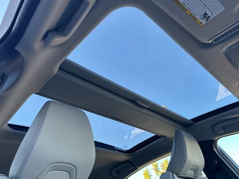 New 2026 Toyota Prius XLE image 17