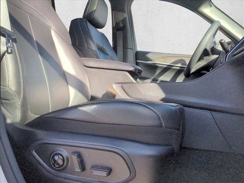 Used 2024 Jeep Grand Cherokee Limited 4xe image 21