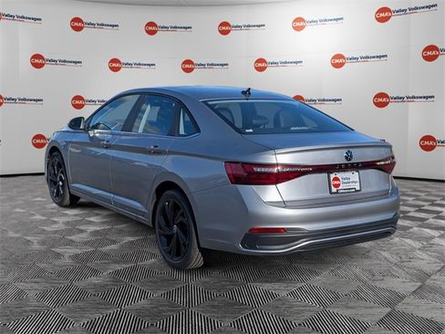 New 2026 Volkswagen Jetta SE image 7