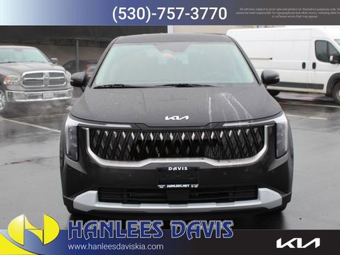 New 2026 Kia Carnival LXS image 4