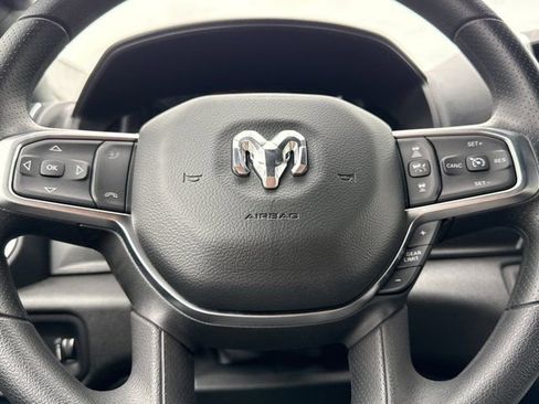 New 2026 RAM 1500 Express AWD/4WD image 15