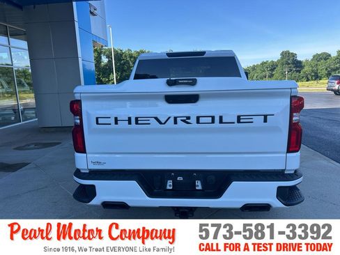 Used 2019 Chevrolet Silverado 1500 Custom w/ Custom Max Trailering Package AWD/4WD image 5