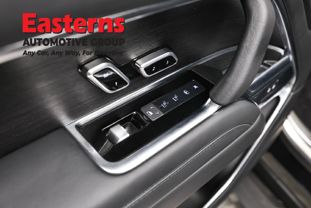 Used 2023 Land Rover Range Rover Autobiography AWD/4WD image 28