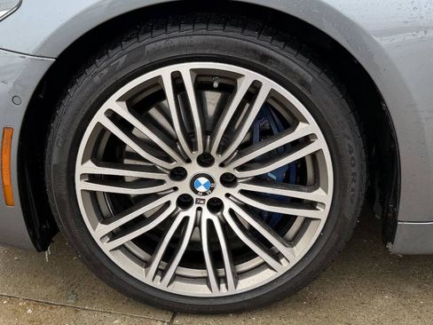 Used 2018 BMW M550i xDrive w/ Driving Assistance Package image 45