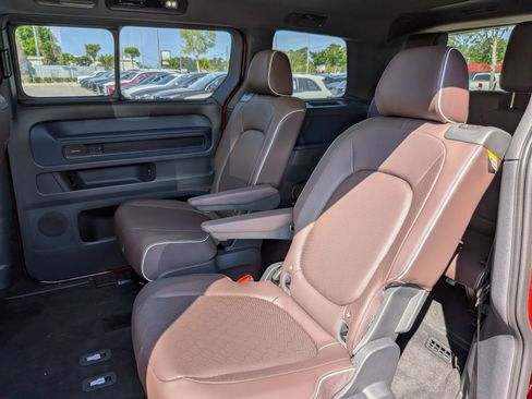 Used 2025 Volkswagen ID. Buzz Pro S Plus AWD/4WD image 27