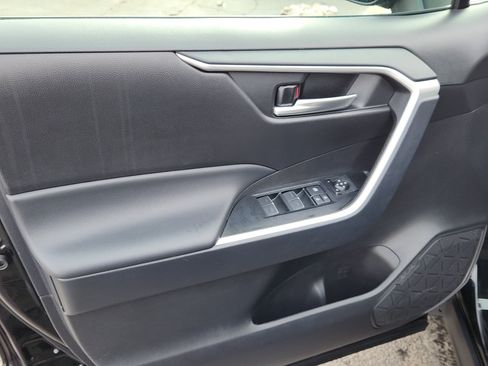 Certified 2025 Toyota RAV4 XLE image 11