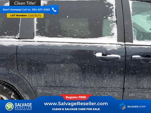 Used 2014 Dodge Grand Caravan SXT image 15