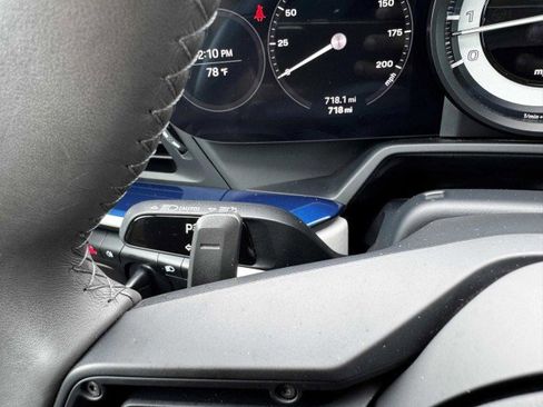 Used 2024 Porsche 911 Carrera image 23