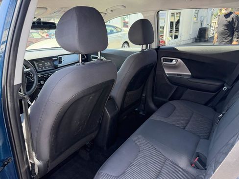 Used 2018 Kia Niro LX FWD image 14