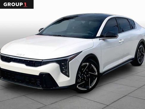Certified 2026 Kia K4 GT-Line w/ GT-Line Sunroof Package FWD image 1