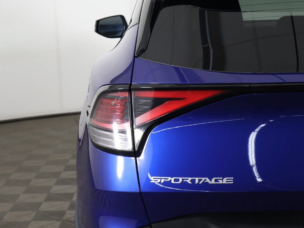 Used 2024 Kia Sportage X-Line AWD/4WD image 15