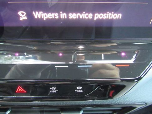 Used 2023 Volkswagen ID.4 Pro image 43