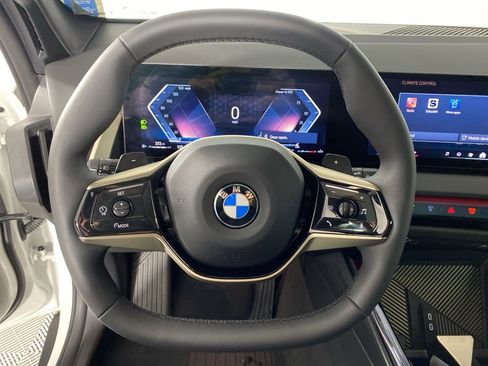 Used 2025 BMW X3 xDrive30i w/ Premium Package image 12