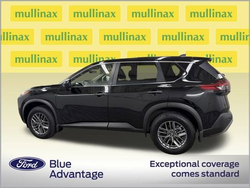 Used 2023 Nissan Rogue S image 11