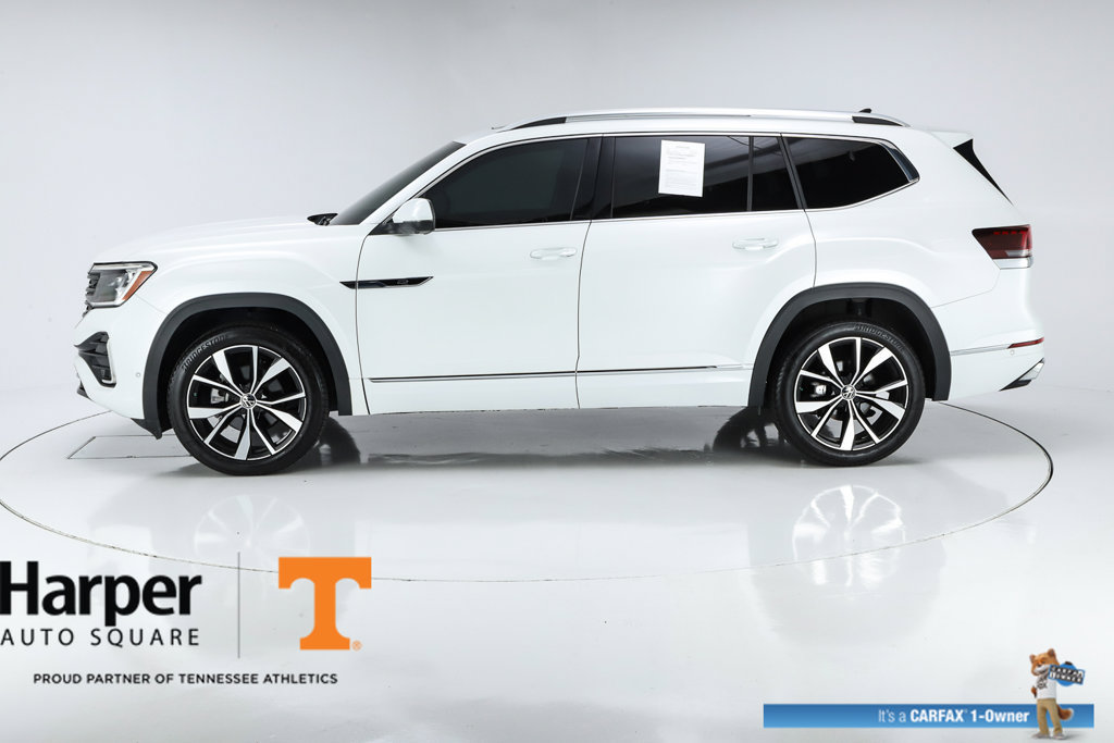Used 2024 Volkswagen Atlas SEL Premium R-Line AWD/4WD image 42