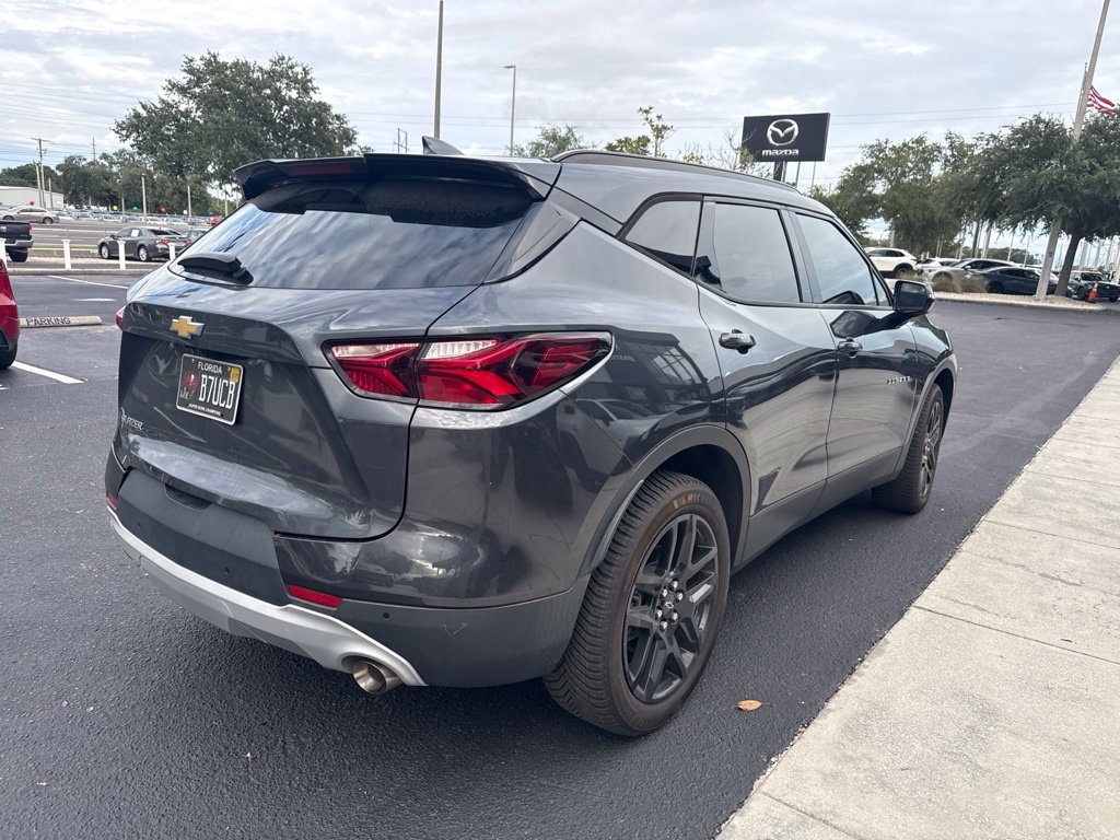 Used 2022 Chevrolet Blazer LT w/ Sound & Technology Package FWD image 5