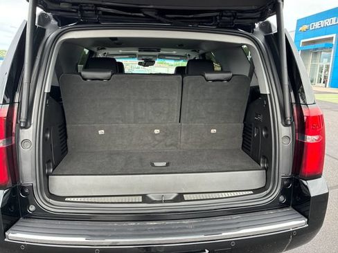 Used 2019 Chevrolet Tahoe Premier AWD/4WD image 28