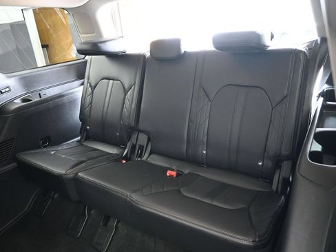 Used 2020 Ford Expedition Platinum AWD/4WD image 24