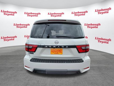 Used 2024 Nissan Armada SL w/ Captain's Chairs Package image 33