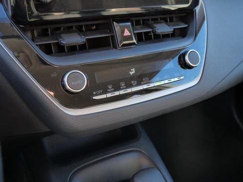 Certified 2024 Toyota Corolla LE image 24