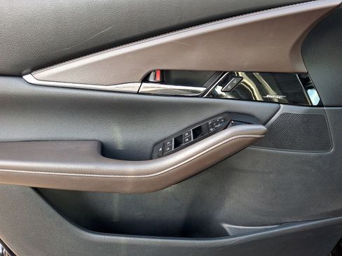 Certified 2025 MAZDA CX-30 AWD 2.5 S w/ Premium Package image 14