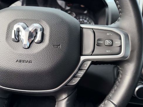 Used 2023 RAM 1500 Big Horn image 31