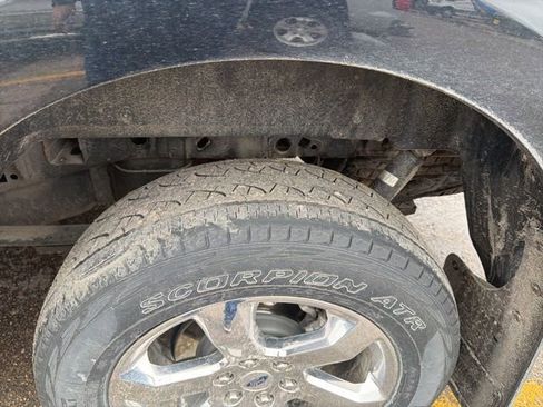 Used 2021 Ford F150 Lariat AWD/4WD image 10