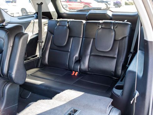 Used 2022 Ford Explorer Limited w/ Equipment Group 301A image 18