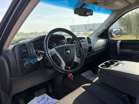 Used 2009 Chevrolet Silverado 1500 LT w/ Power Pack Plus AWD/4WD image 44