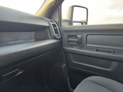 New 2026 RAM 2500 Tradesman AWD/4WD image 25