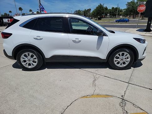 Used 2023 Ford Escape Active w/ Tech Pack #1 image 6